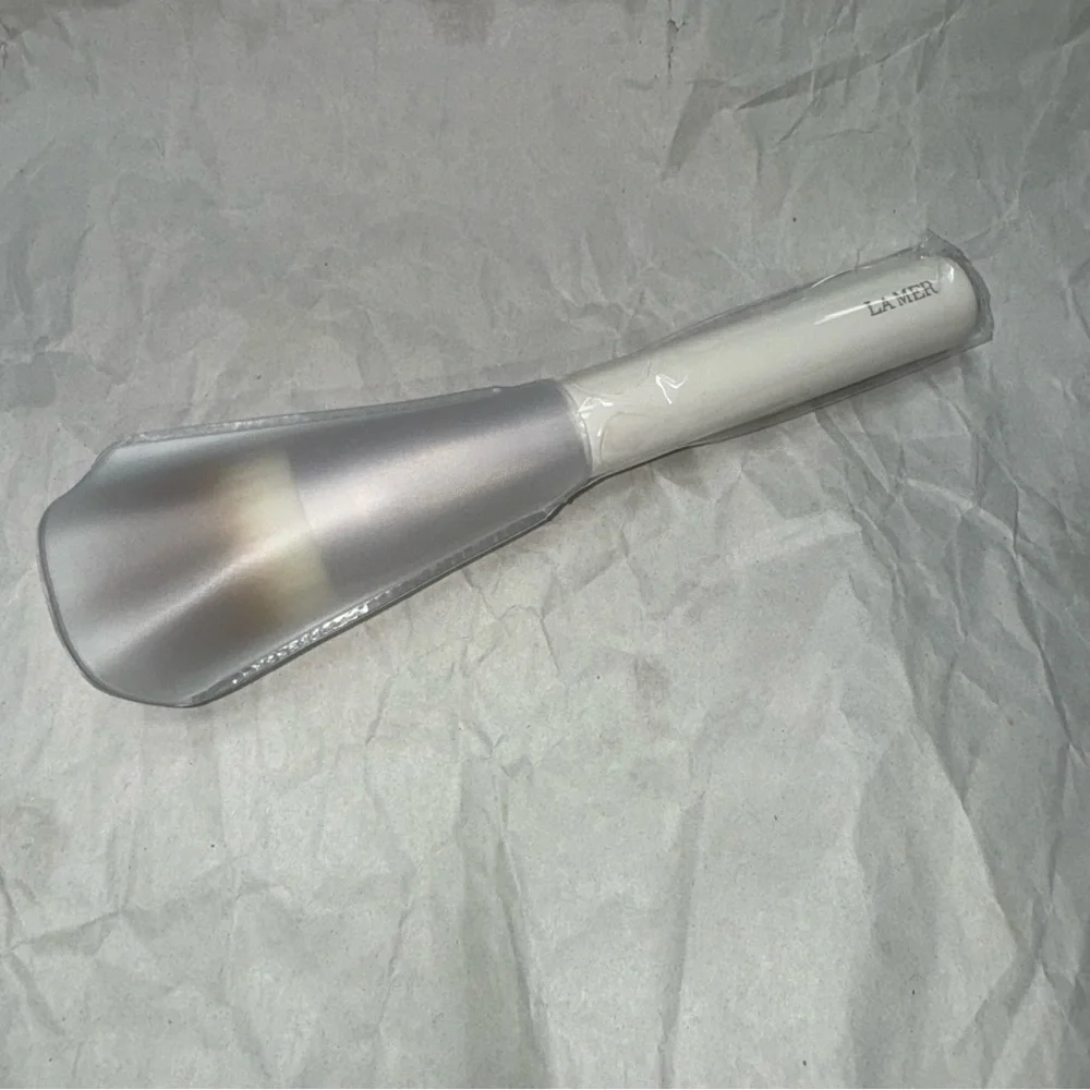 La Mer foundation brush Authentic